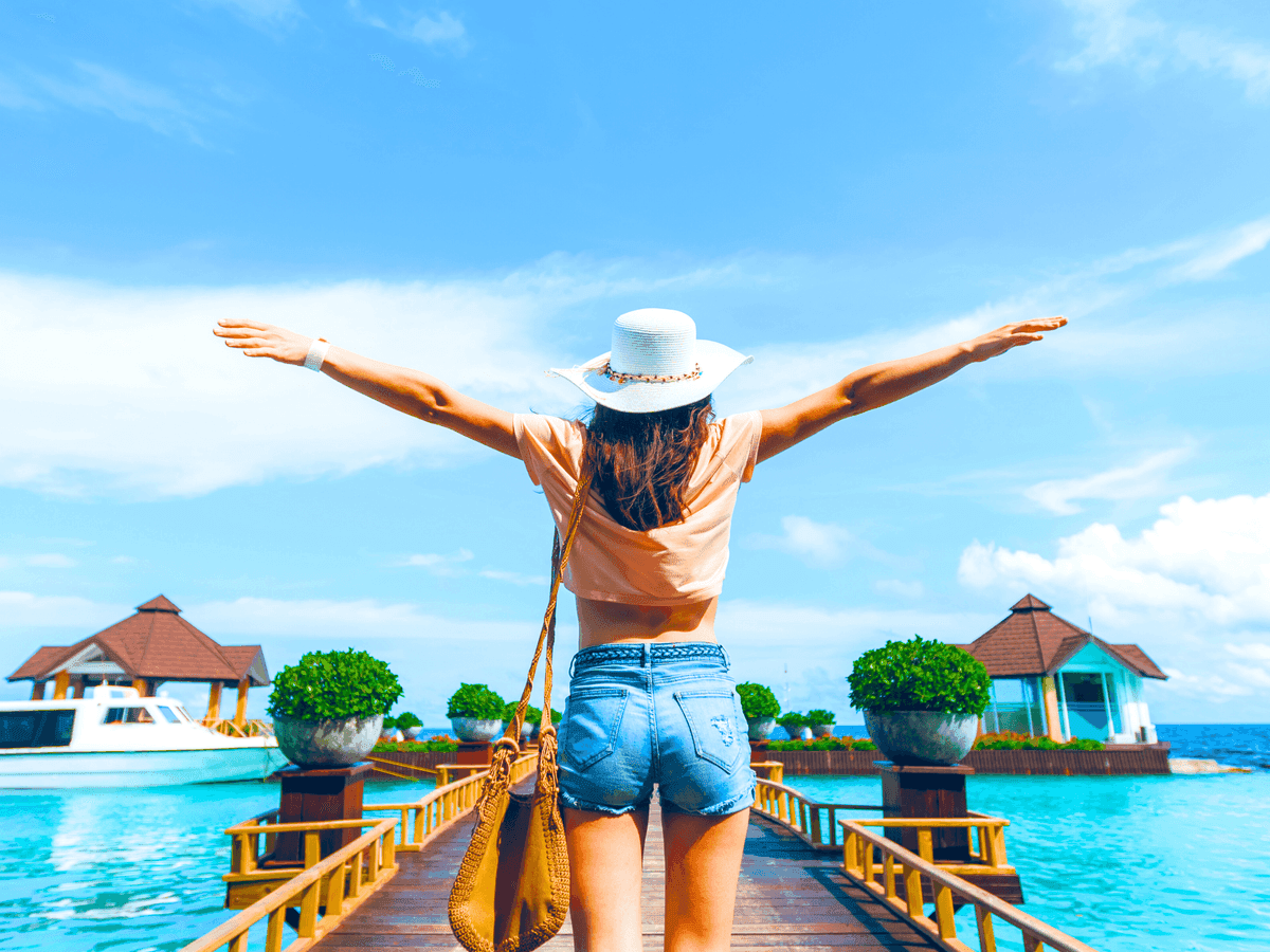 LUXURY HOLIDAYS